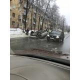 Машина вверх ногами на пр. Ленина - 2.jpg